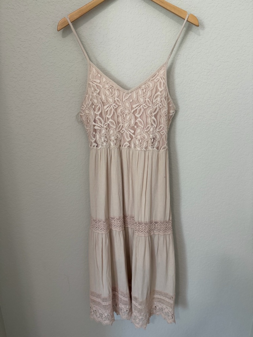 Easel Blush Lace Boho Dress Small Romantic Cottagecore Festival Midi size small - Picture 3 of 12
